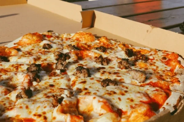 Meet lover pizza